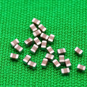 貼片電容缺貨，用坦電容來填補(bǔ)可以嗎？